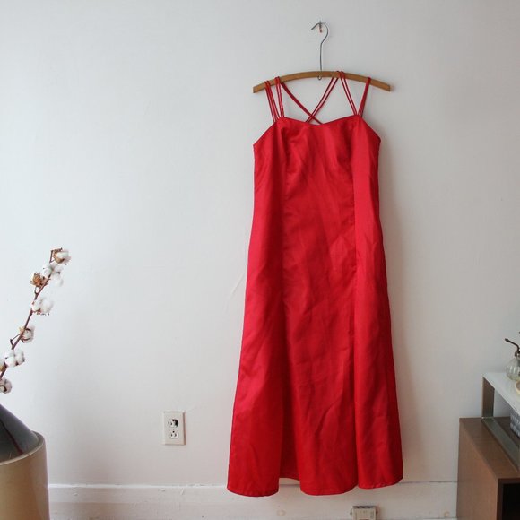 Vintage Satin Long Red Dress - Picture 4 of 10